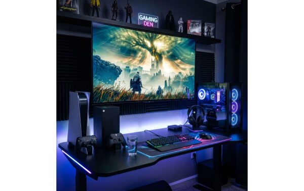 2202333_1 - Mediatech Marmitek Connect 730 3-Port 8K 60 Hz 4K 165 Hz Schwarz