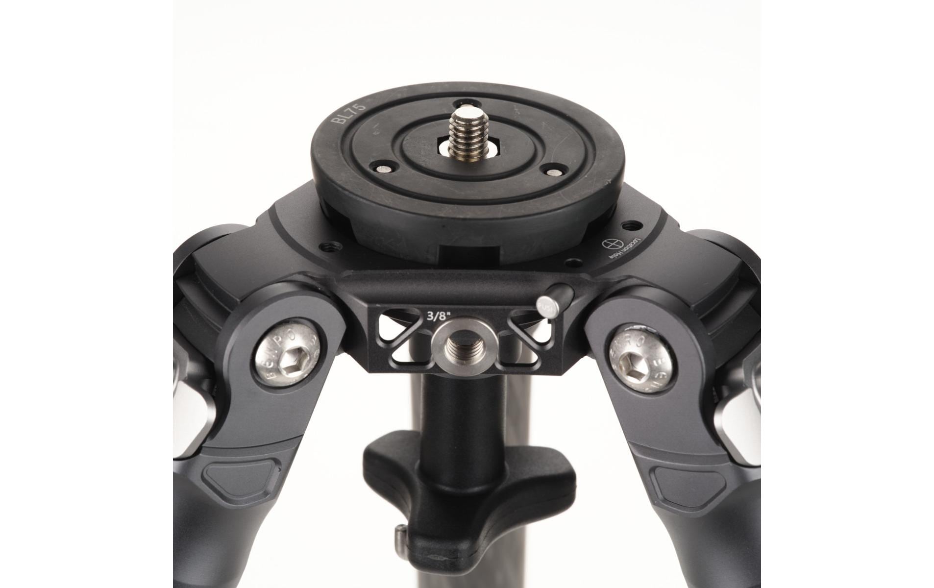 2215515_6 - Mediatech BENRO TMTH34C Carbon 75 mm Schale 4 Segmente