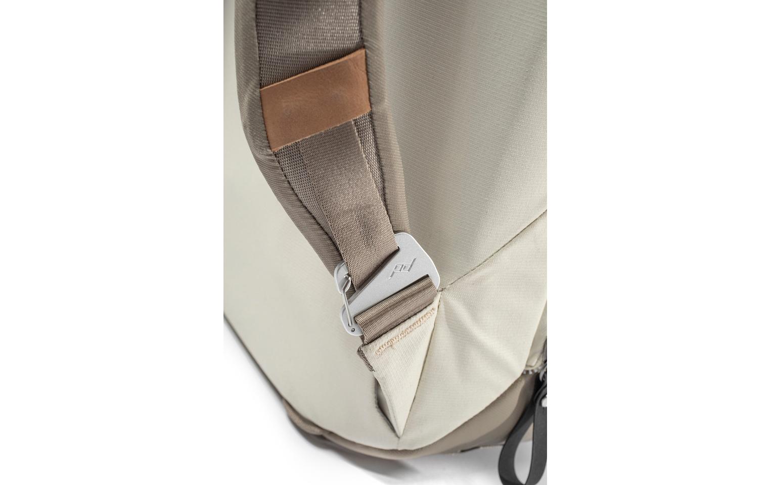 2223778_1 - Mediatech Peak Design Everyday Totepack v2 Bone, 20 l