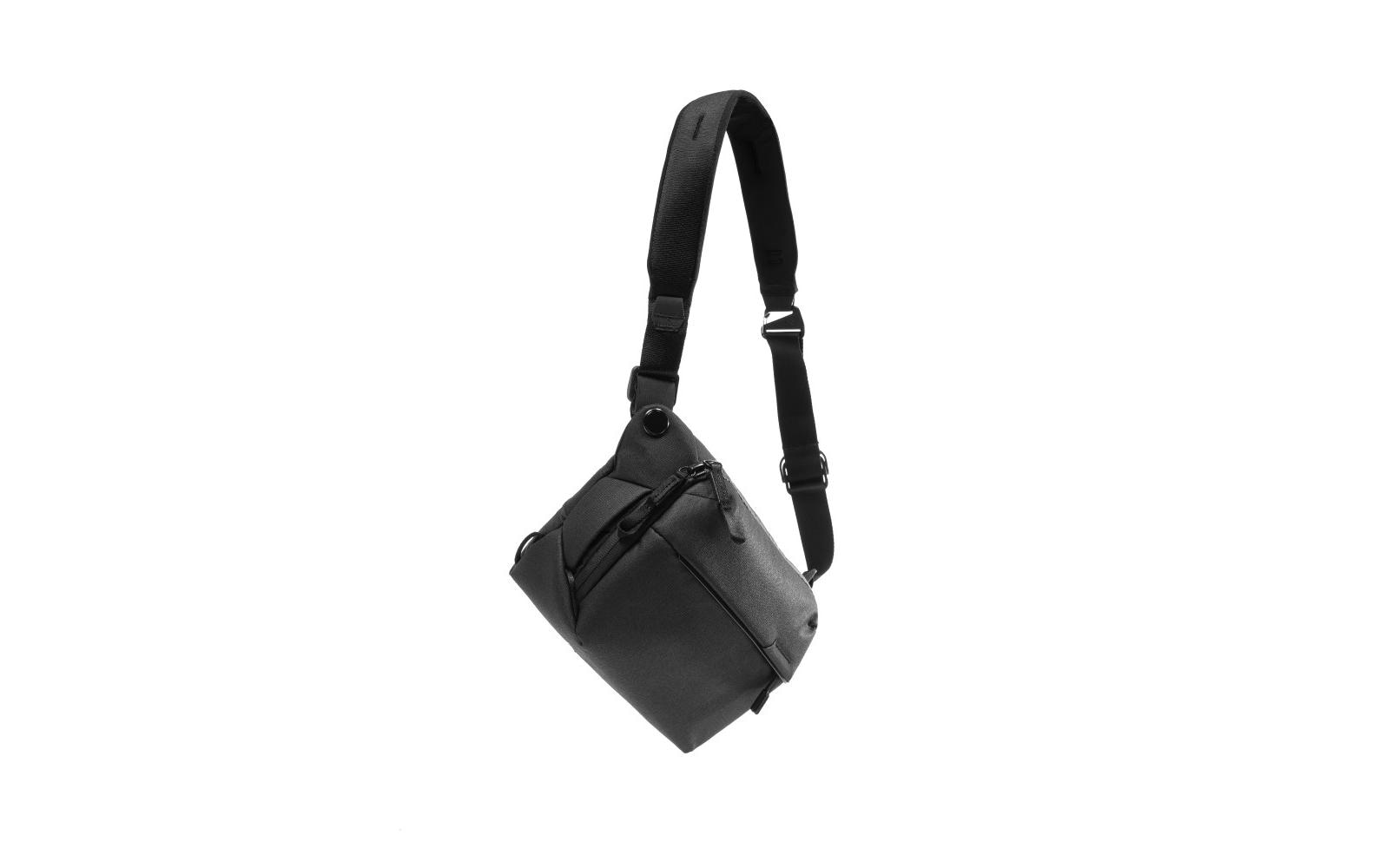 2223788_1 - Mediatech Peak Design Everyday Sling 3L, Schwarz, PFAS-frei