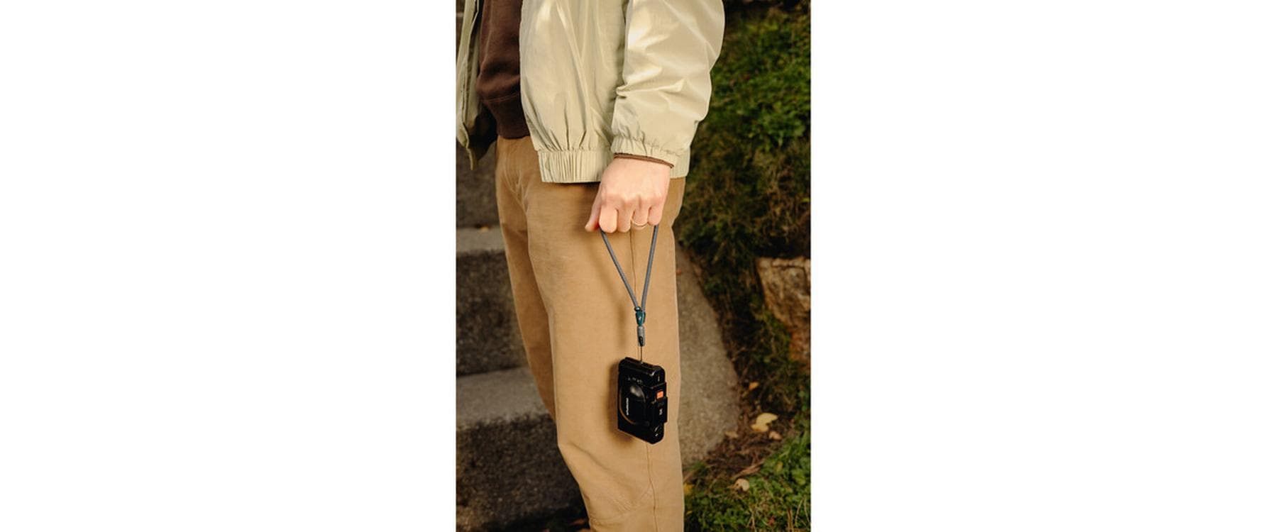 2223967_4 - Mediatech Peak Design Mobile Cuff Schwarz