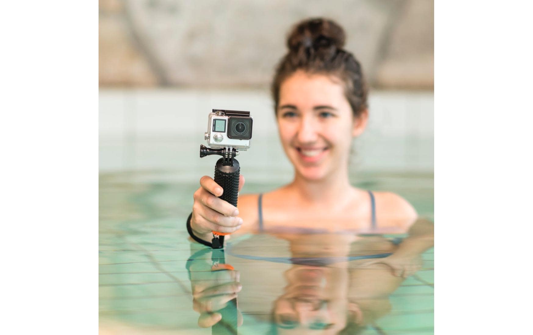 2240402_6 - Mediatech Hama Schwimmgriff 2in1, Kunststoff, Schwarz