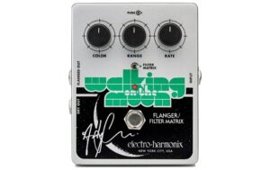 Electro-Harmonix Walking On The Moon Analog Flanger Filter Matrix kaufen Schweiz | Mediatech.ch