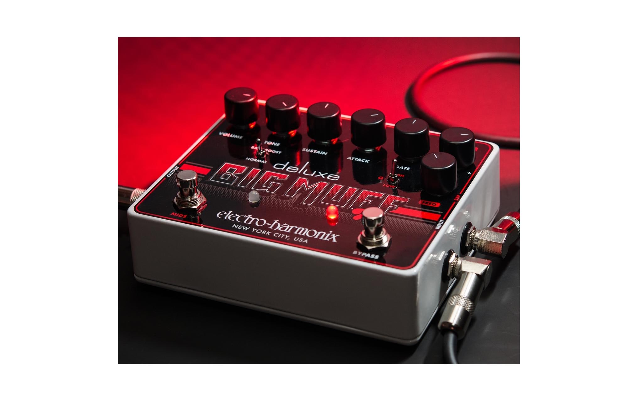 2249630_5 - Mediatech Electro-Harmonix Deluxe Big Muff Pi Fuzz / Distortion / Sustainer