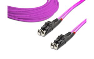 Lightwin LWL Duplex Patchkabel Multimode E2000-E2000, 1m, OM4, 50/125µm, 10Gbps