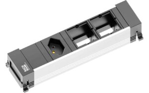 Steckdoseneinheit PF, 1xT13, 2xCustom 2xAbdeckung leer