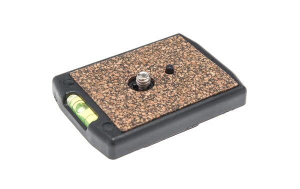 415780 - Mediatech Dörr Schnellwechselplatte zu HDV606/808 kaufen Schweiz | Mediatech.ch