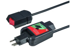 418459 - Mediatech STEFFEN MOUSE Stromsparkabel schwarz Td 3x1mm2 2m mit Kippschalter kaufen Schweiz | Mediatech.ch