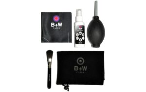 B+W Pflege Set 5-teilig Tuch, Pinsel, Blasebalg, Spray u. Beutel