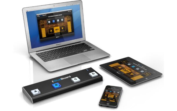 568123_2 - Mediatech IK Multimedia iRig Blueboard Bluetooth Midi Pedalboard