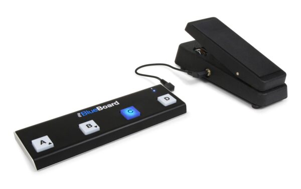 568123_3 - Mediatech IK Multimedia iRig Blueboard Bluetooth Midi Pedalboard