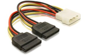 Delock Molex zu 2x SATA Stromanschlusskabel Zur Stromversorgung von 2 Sata Laufwerken kaufen | Mediatech.ch
