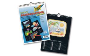Folia Dauerkalender klein schwarz Grösse 17x24cm, Papier schwarz, Druck sil.
