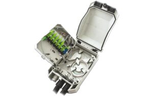 IP55 Patch-/Spleissbox mittel,inkl.Kassette max.24 Spleissungen,max.22 Kupplungen