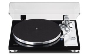 927383 - Mediatech TEAC TN-4D-SE-B TEAC 2-Speed dd turntable/ Black gloss kaufen Schweiz | Mediatech.ch