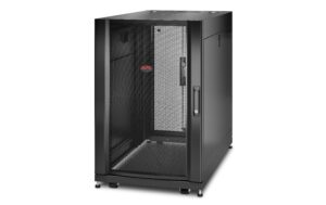 945305 - Mediatech APC Netzwerkschrank, 18HE / sw / 600*1070 NetShelter SX AR3106 kaufen Schweiz | Mediatech.ch