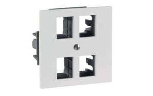 R + M Anschlussdose 60x60 Cat 6A 4x RJ45 weiss