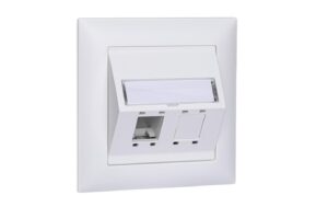 R+M UP DA-Dose EDIZIOdue 88x88 2 Port Cat 5 6 weiss