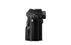 1100093_4 - Mediatech Olympus E-M10 Mark IV Body schwarz nur Body, ohne Objektiv!