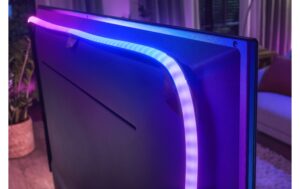 1106248_7 - Mediatech Philips Hue Gradient Lightstrip 65 geeignet für 65 TV`s HDMI Box erforderlich
