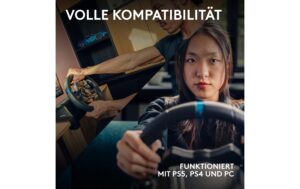 Logitech G923 Racing Wheel PS4