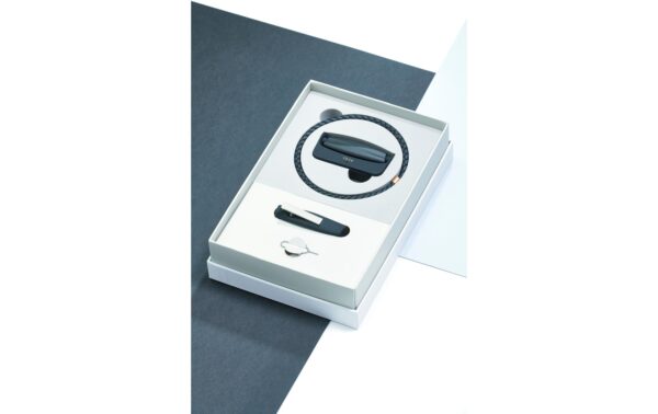 1179929_8 - Mediatech Airvida M1 Luftreiniger schwarz 20g, 28h pro Ladung