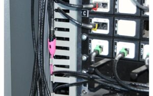 1211100_5 - Mediatech PatchSee PLUGCAP 3-Set, pink RJ-45 Schutz beim Einziehen durch Rohre
