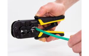 Delock Universelle Crimpzange Abisolierer Für 8P(RJ45),6P(RJ12/11) oder 4P Stecker
