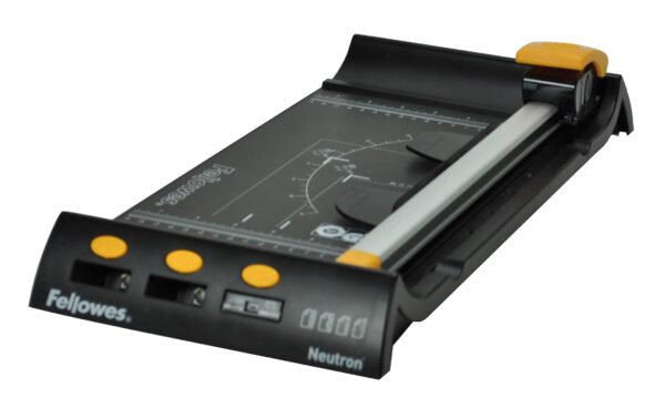 Fellowes Rollenschneidemaschine Neutron A4 12, bis 10 Blatt, SafeCut Schneidekasetten