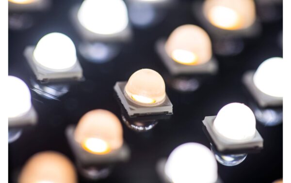 1284092_8 - Mediatech Viltrox VL-S192T LED light