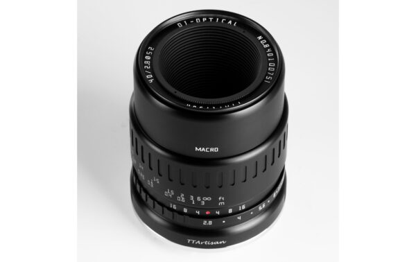 TTArtisan 40mm F/2.8 APS-C MFT, Macro