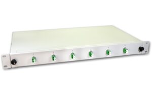 Lightwin 19 1HE Spleissbox, Singlemode, OS2 6x DLC/APC SM Kupplung grün, 12xLC/APC Pigt