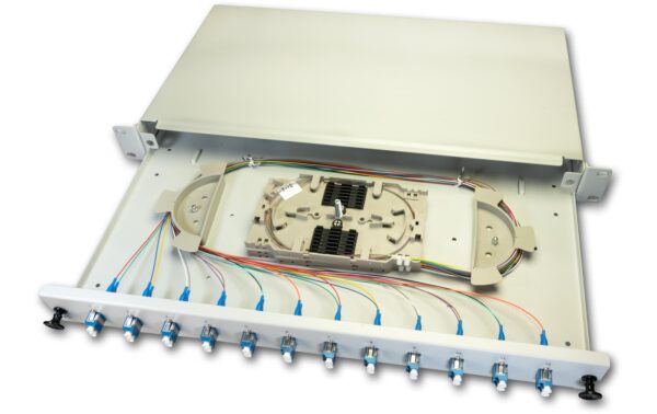 Lightwin 19 1HE Spleissbox, Multimode, OM4 12x DLC MM Kupplung violett, 2x12 LC/UPC Pi