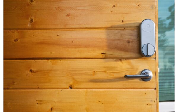 Yale Linus Smart Lock Silber Kit 1 +Bridge