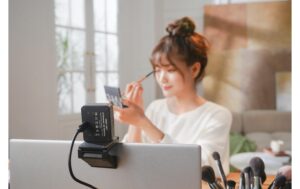 1306281_4 - Mediatech OBSBOT Meet 4K USB AI Webcam 4K, AI Tracking, USB-C