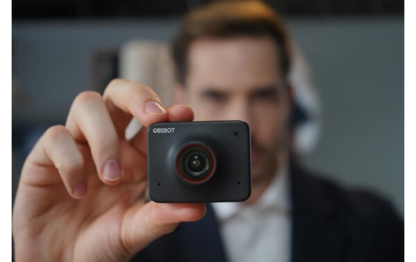 1306281_8 - Mediatech OBSBOT Meet 4K USB AI Webcam 4K, AI Tracking, USB-C
