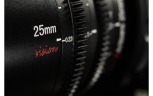 1311651_2 - Mediatech 7Artisans C101B 25mm T1.05 Sony (E Mount)