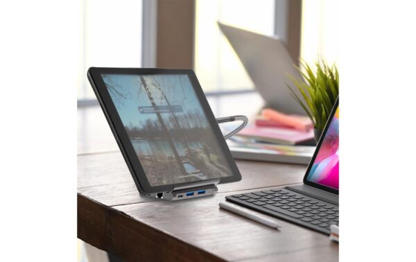 1339697_8 - Mediatech 4smarts Stand mit 7in1 Hub & DeX-Modus für Tablet & Phone