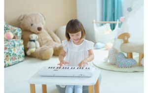 Yamaha PSS-E30 Mini Keyboard, 37 Mini Keys, Weiss
