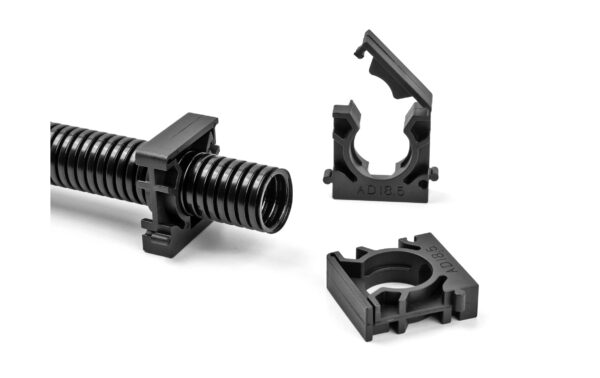 1354532_4 - Mediatech Delock Kabelschlauchhalter 21.2mm, 4 Stück mit Verschlussclip, schwarz