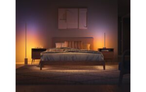 Philips Hue Gradient Tischl. Signe Oak weiss
