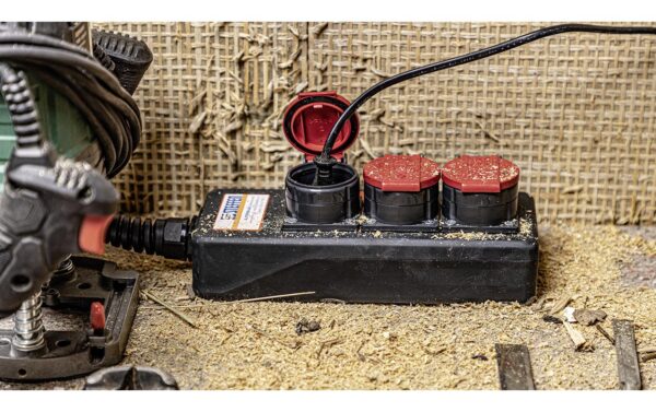 Steffen Steckdosenleiste Professional 3xT25 schwarz-rot, IP55, 5x2.5mm, 3m Kabel