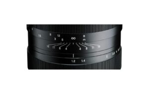 SZ 33mm f/1.2 MF Sony E-Mount 
