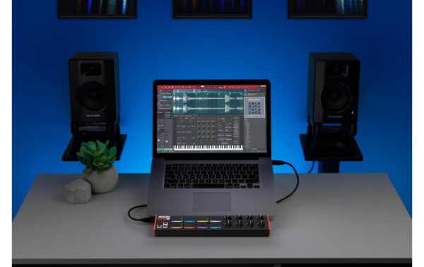 AKAI LPD8 MKII 8 Pads, 8 Drehregler