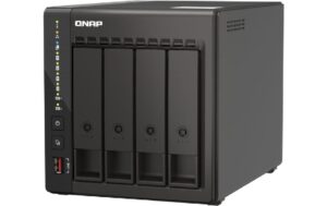 QNAP NAS TS-453E-8G, 4-bay Celeron J6412 4 Core, 8GB RAM