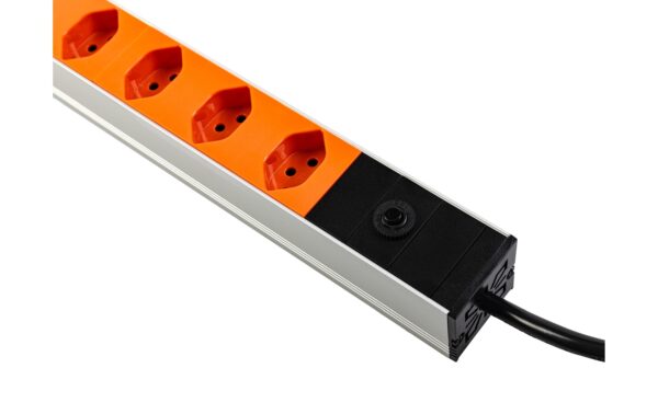 F.power PDU 19 8xT13 3.0m or H05VV-F 3G1.5, Überlastschutz (0/10)