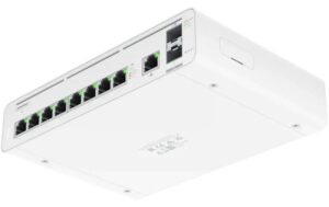 1522357_5 - Mediatech Ubiquiti UISP-CONSOLE: Gateway 9xGE LAN, 2xSFP+, BLE, Rack-Kit