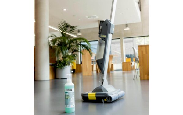 1526713_4 - Mediatech KAERCHER Scheuersaugmaschinen BR 30/1 C Bp ohne Akku+Ladegeraet