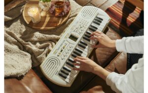 CASIO SA-80 Mini Keyboard, 44 Keys, White