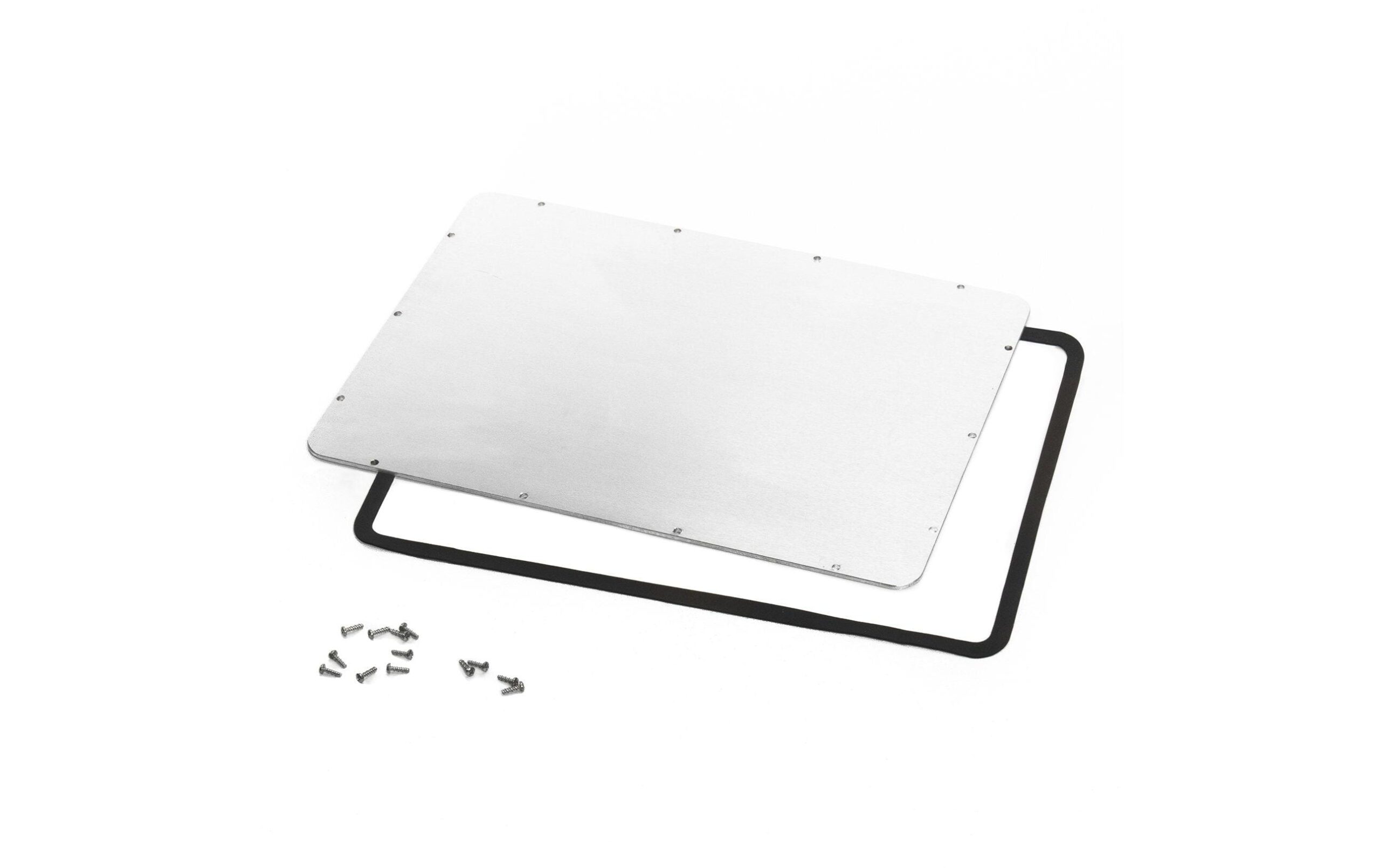 1555893 - Mediatech Nanuk Deckel Panel-Einbausatz für Mod. 935 Material: Aluminium kaufen | Mediatech.ch